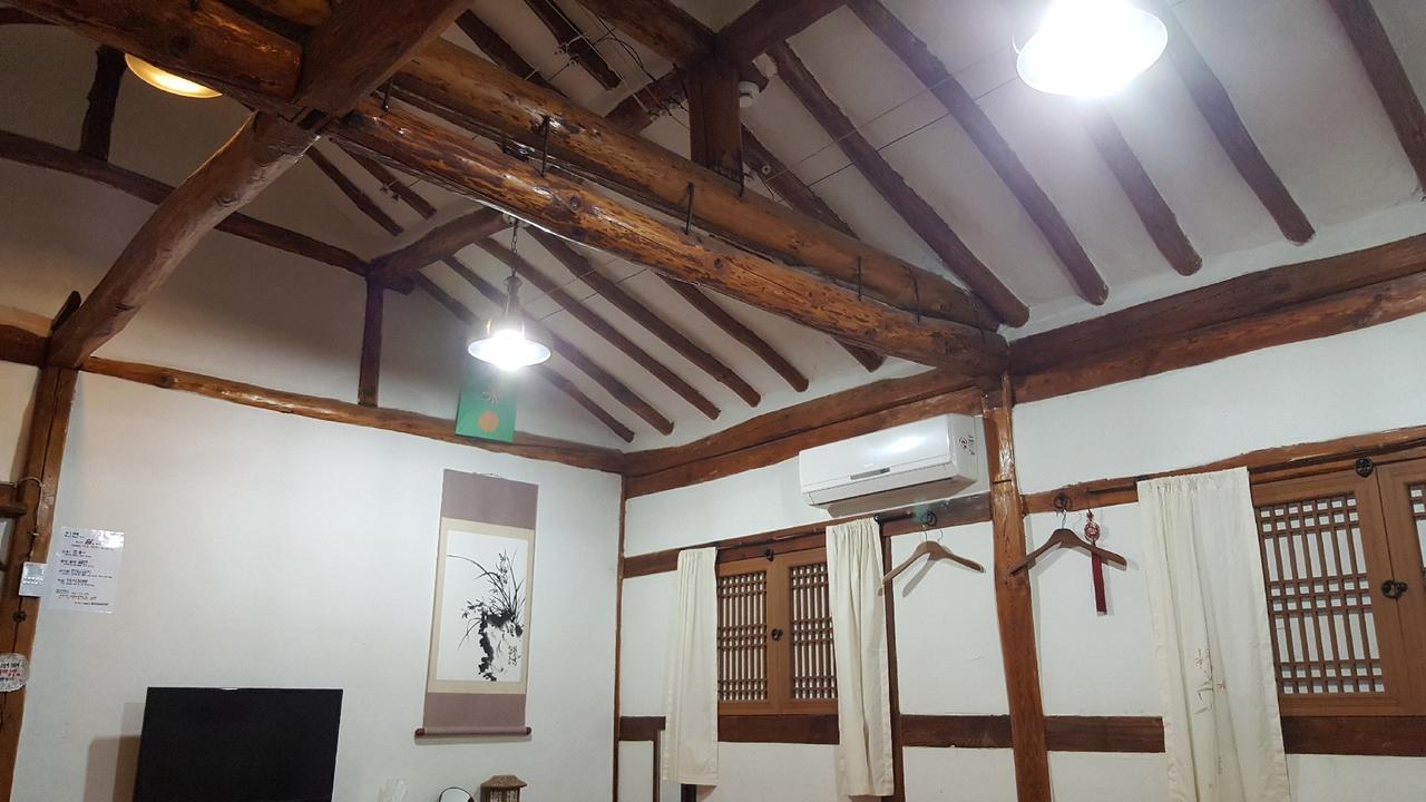 Inyeon Hanok Guesthouse Jeonju Dış mekan fotoğraf