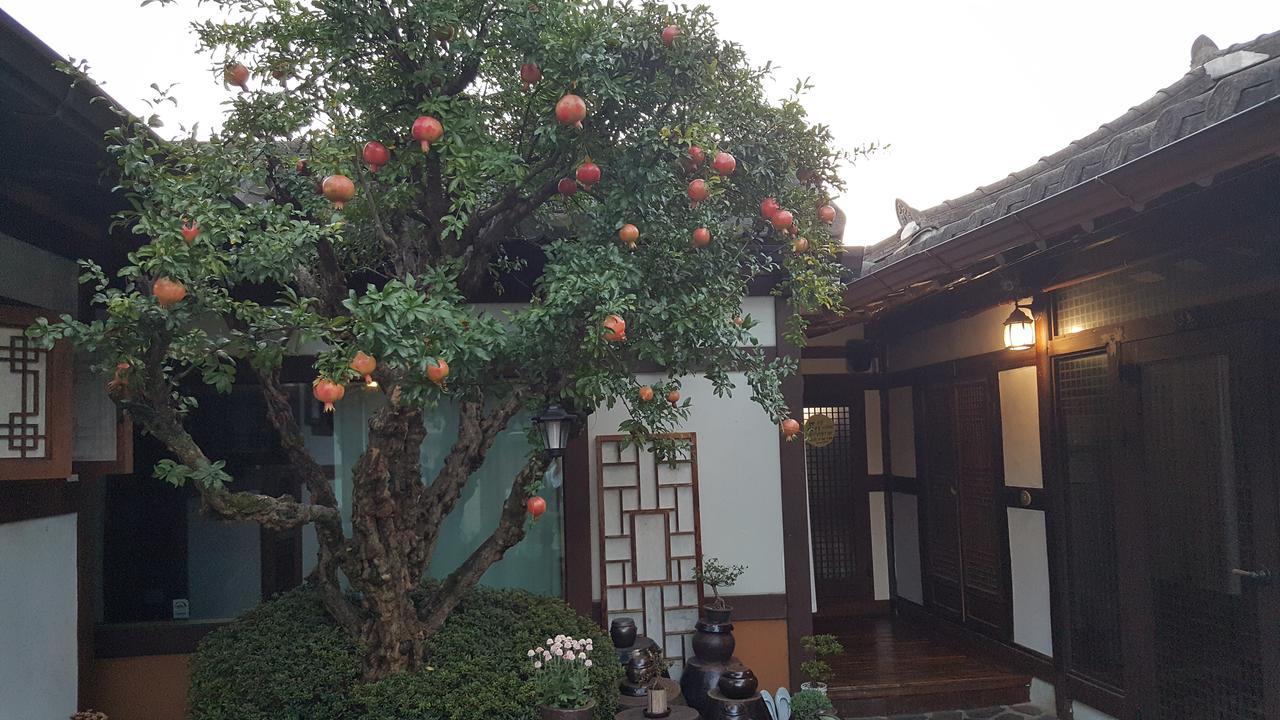Inyeon Hanok Guesthouse Jeonju Dış mekan fotoğraf