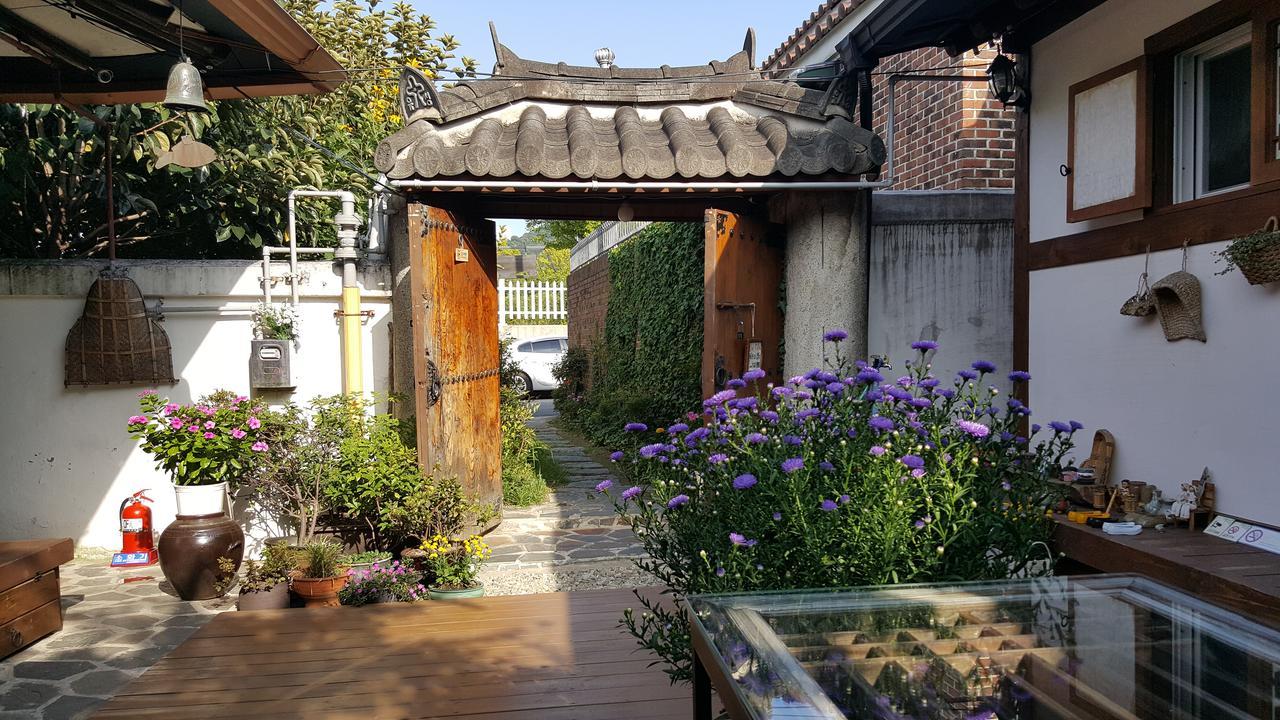 Inyeon Hanok Guesthouse Jeonju Dış mekan fotoğraf