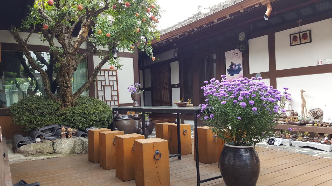 Inyeon Hanok Guesthouse Jeonju Dış mekan fotoğraf